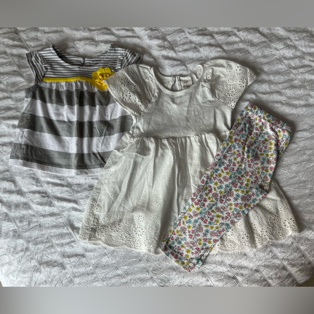 Baby Girls Carters Dress, Legging, Top Bundle Size 12M GUC
